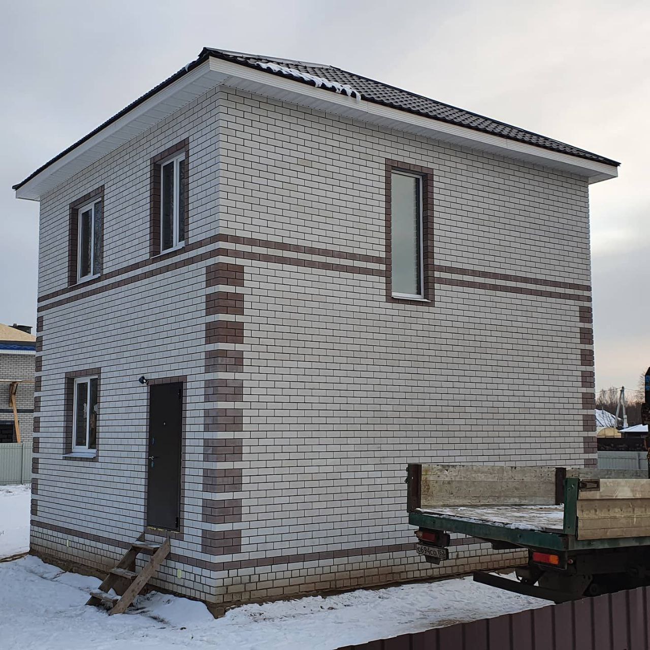 Дом из газосиликатного блока и силикатного кирпича 120 м2